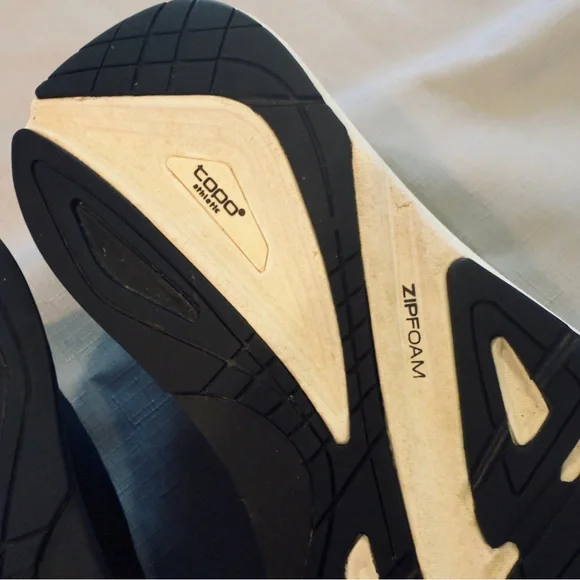 Topo Athletic Ultrafly 4 Road Running Shoe Black/White Women’s US 8.5 - Picture 12 of 14